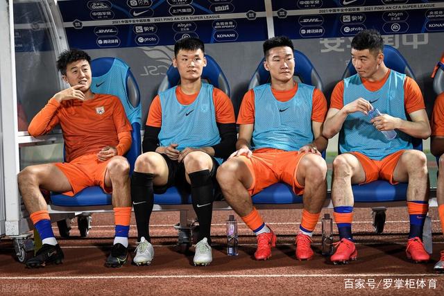 卡雷察斯替补出场8分钟再伤，科瓦奇感叹运气不佳