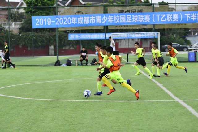 白宫新闻秘书扎卡里亚上任仅五天即被解职